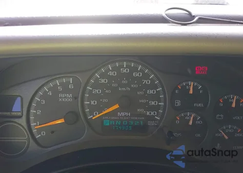 2000 Chevrolet Silverado 1500 Ls z USA, uszkodzony, nr VIN 1GCEC19T7YZ370384